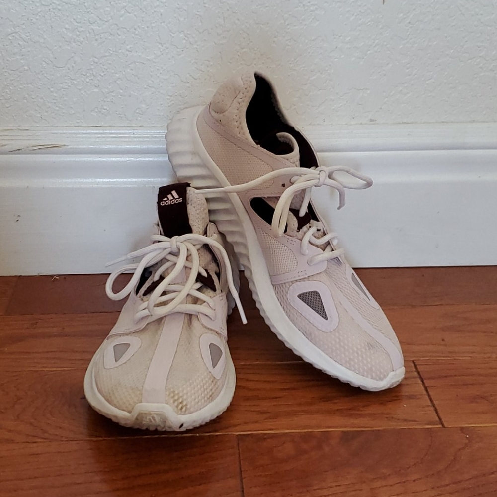 Adidas Bounce sneaker